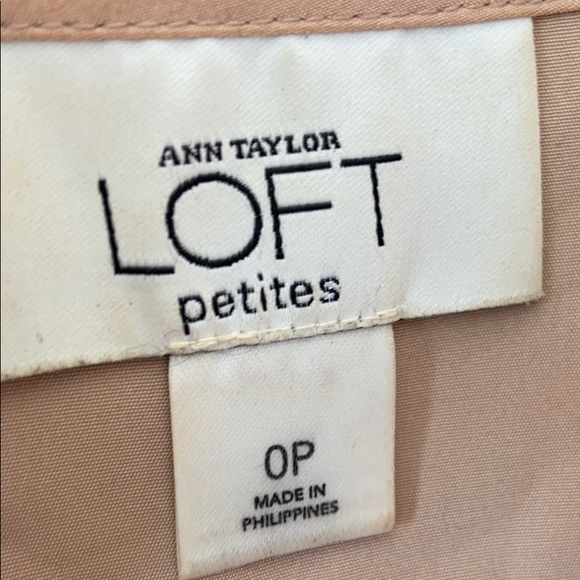 LOFT Beautiful top - Picture 2 of 2